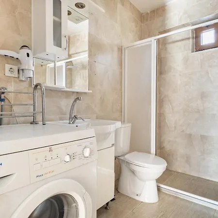 Flat Close To Taksim Square In Beyoglu Istanbul