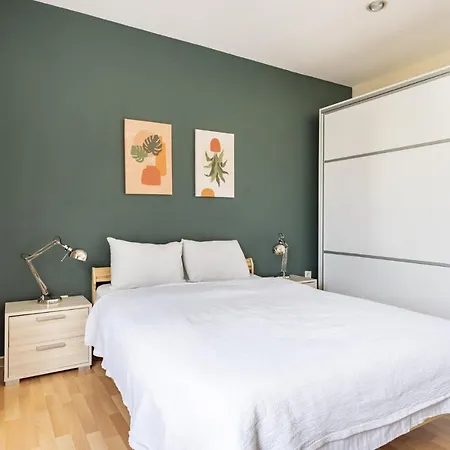 Flat Close To Taksim Square In Beyoglu Apartment *